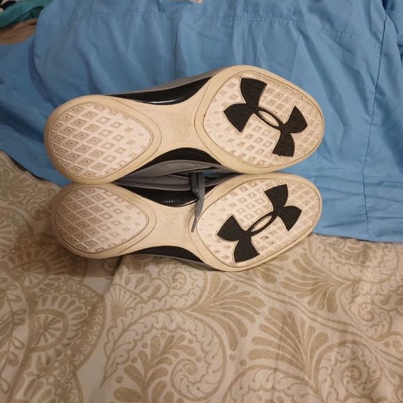 shoes - Picture 6 of 6